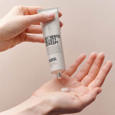 authentic beauty concept Hand & Hair Light Cream